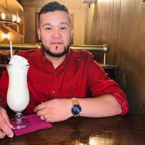 Meet your Posher, Rafael